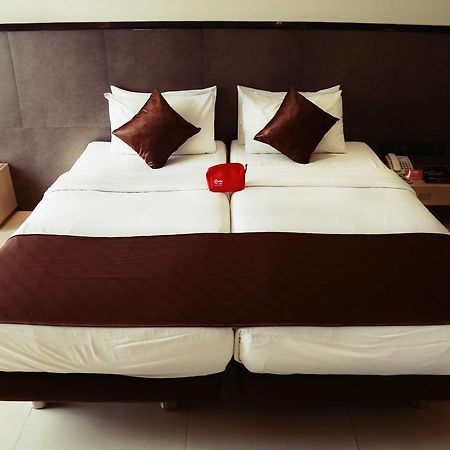 The Sirona Hotel Пуне Екстер'єр фото