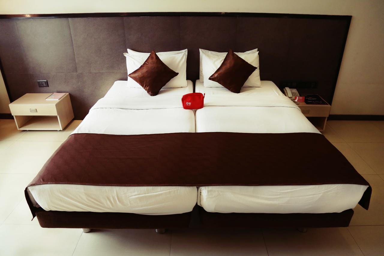 The Sirona Hotel Пуне Екстер'єр фото