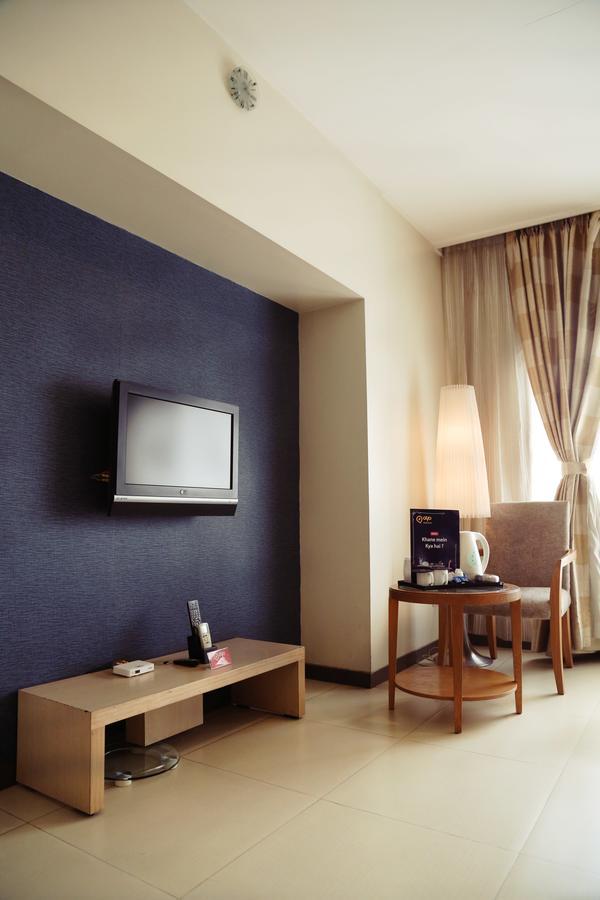 The Sirona Hotel Пуне Екстер'єр фото