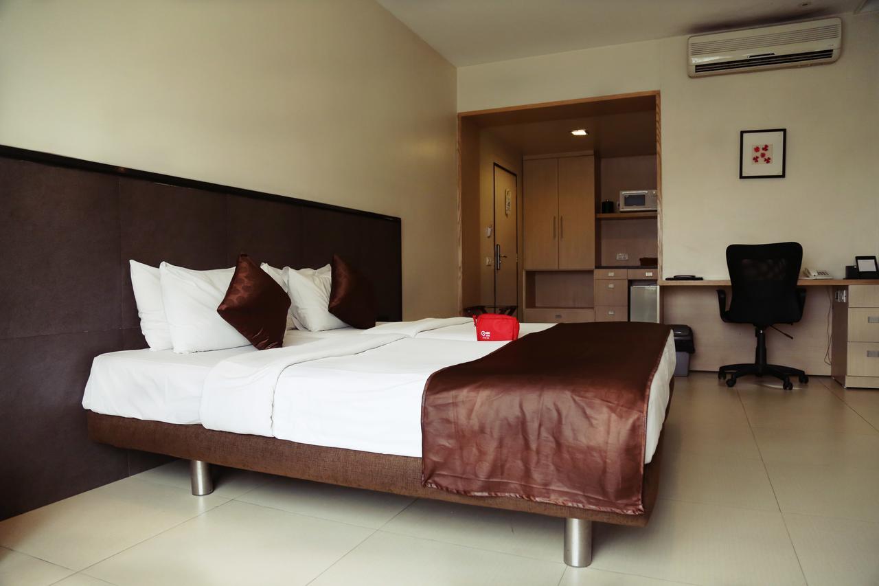 The Sirona Hotel Пуне Екстер'єр фото