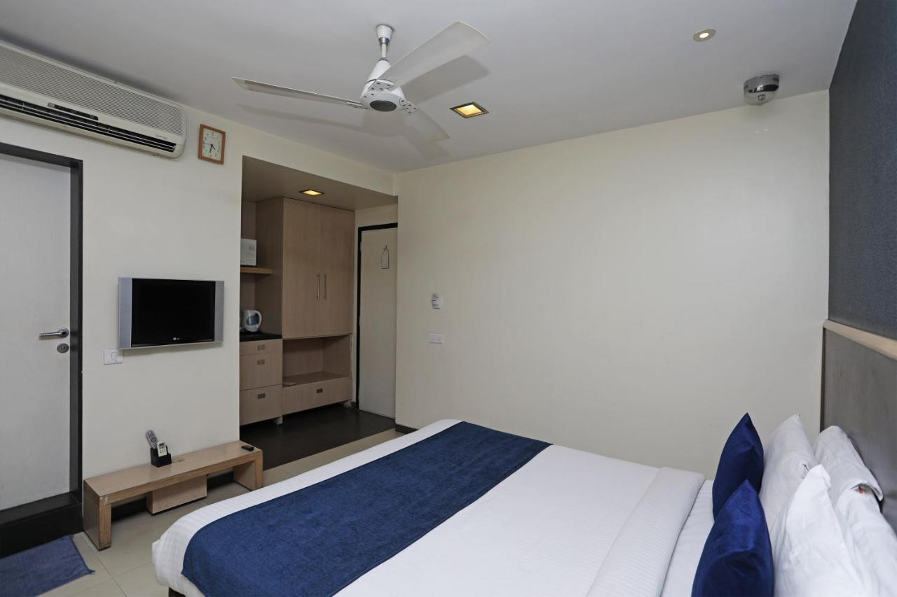The Sirona Hotel Пуне Екстер'єр фото